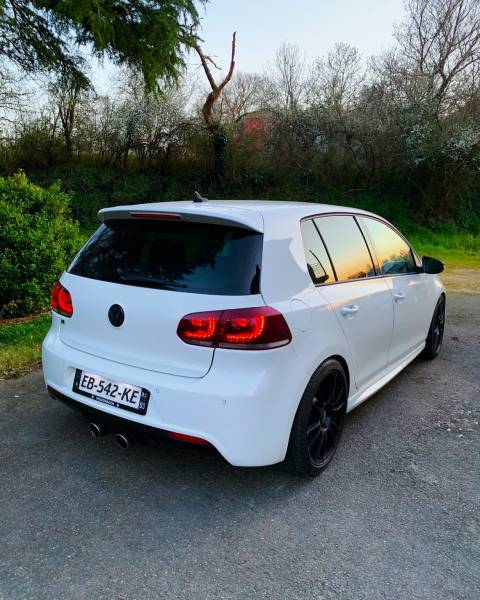Restauration complète et entretien d'une superbe VOLKSWAGEN GOLF 6R à Louvigné